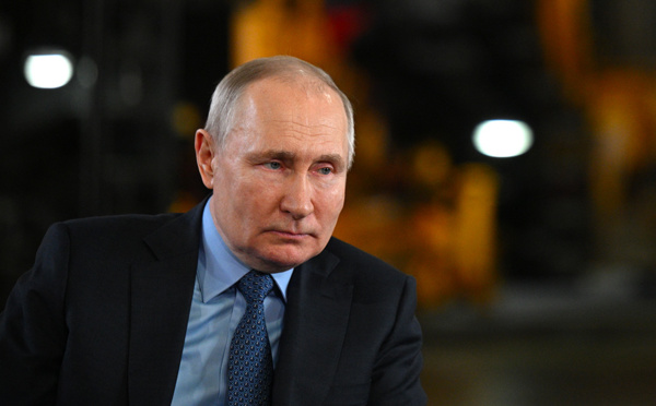 Moscou annonce la fin "de facto" de l'accord céréalier, Kiev frappe le pont de Crimée