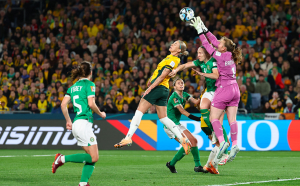 Mondial féminin: l'Australie bat l'Irlande et un record d'affluence