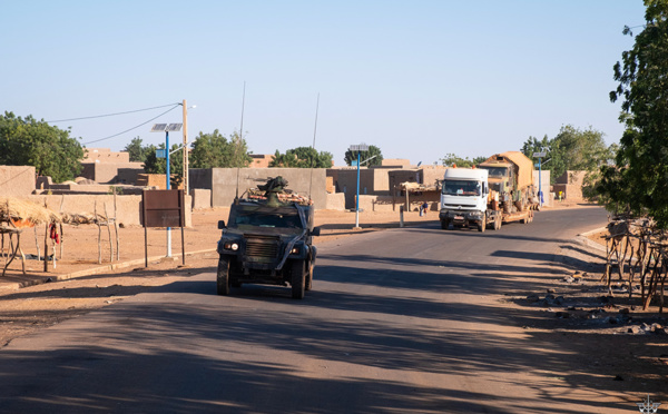 Nord du Mali: attaque suicide contre un camp militaire, au lendemain d'une double attaque meurtrière