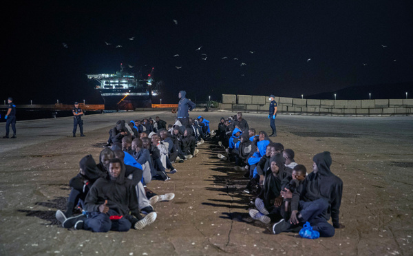 Espagne: 518 migrants arrivés aux Canaries à bord de six embarcations en 24 heures