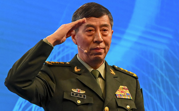La Chine écarte son ministre de la Défense, renvoie son ex-ministre des Affaires étrangères