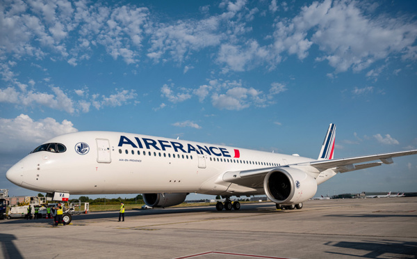 Appel à la grève mardi chez Air France contre le projet de quitter Orly