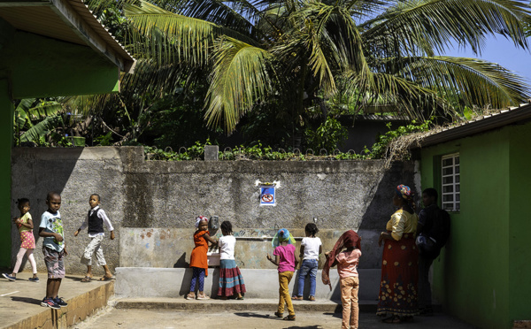Mayotte: les autorités veulent "absolument éviter" que les retenues d'eau soient à sec