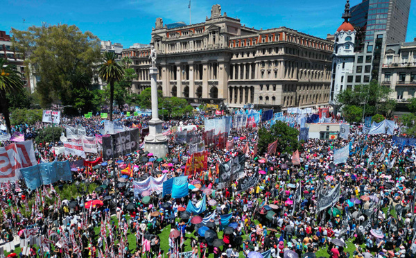 Argentine: appel à une grève générale le 24 janvier contre les réformes Milei
