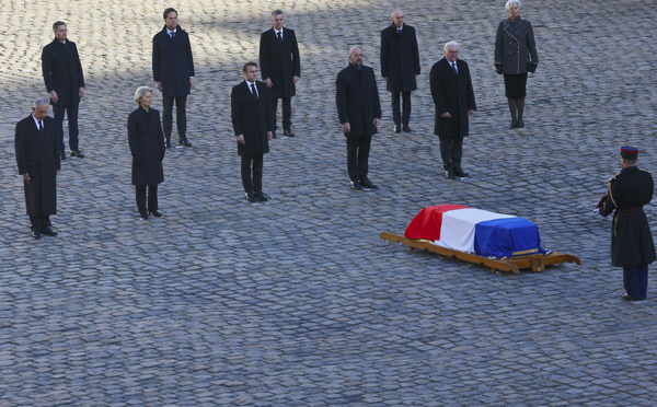 Macron rend hommage à Jacques Delors, qui a "réconcilié l'Europe avec son avenir"