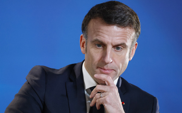Outre-mer: Macron charge des experts de proposer des évolutions institutionnelles d'ici l'été