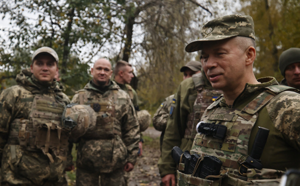 Ukraine: le nouveau chef des forces ukrainiennes veut les "perfectionner" pour "la victoire"