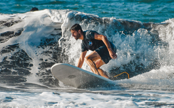 Immersion surf pour Tony Estanguet