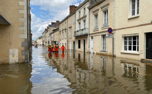 Crues: Mayenne et Maine-et-Loire en alerte maximale, Craon sous les eaux