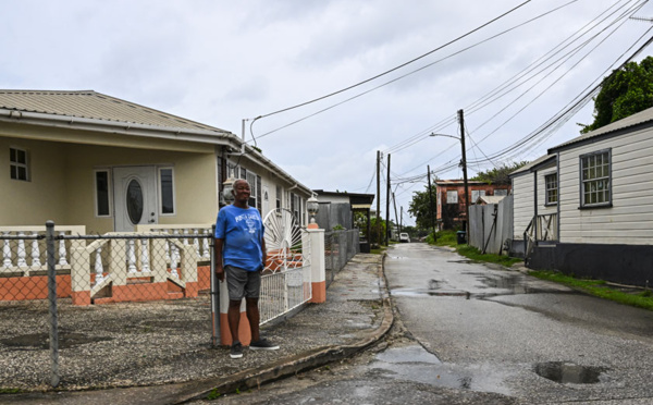 L'ouragan Béryl se renforce à nouveau à l'approche des Caraïbes