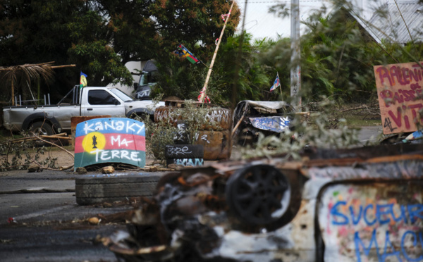 Nouvelle-Calédonie: couvre-feu allégé, malgré des violences toujours présentes