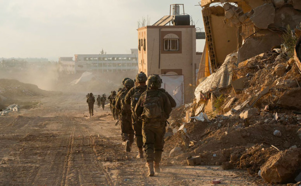 Frappes meurtrières à Gaza, où l'armée a récupéré les corps de cinq victimes du 7 octobre