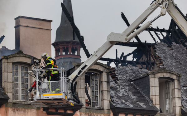 Incendie dans un ancien séminaire près de Rennes, une cinquantaine de sinistrés