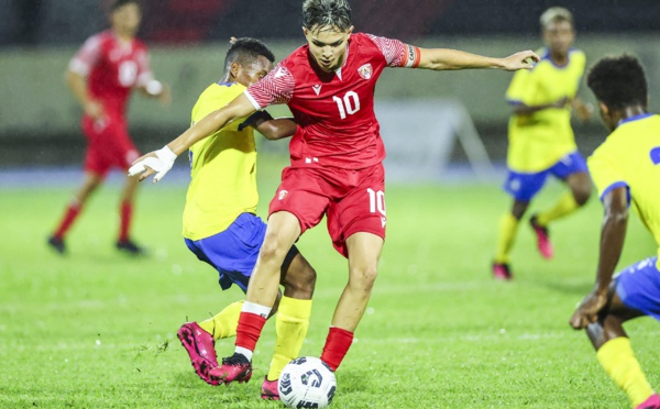 Tiahiti Colombani, la pépite tahitienne signe à l'AJ Auxerre