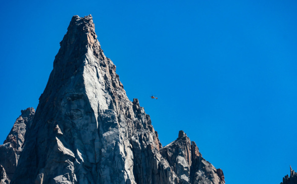 Mont-Blanc: fin des recherches de deux Allemands "vraisemblablement" tombés dans une crevasse