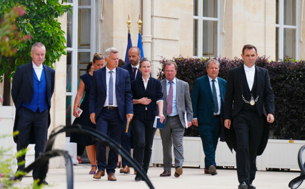 Matignon: consultations à l'Elysée, journée de dupes entre Macron et le NFP ?