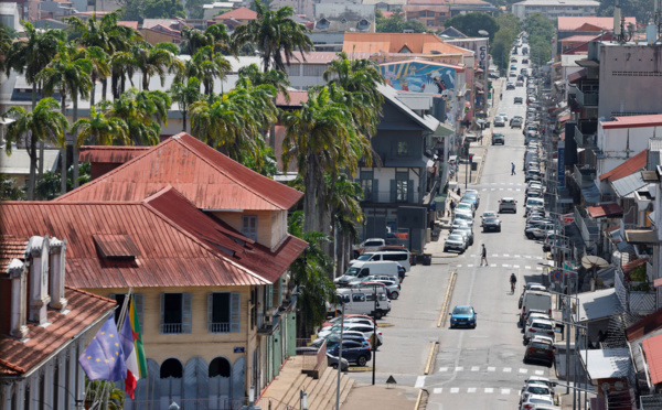 Guyane: un policier hors service retrouvé mort d'une balle dans la tête à Cayenne