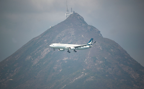 Cathay Pacific inspecte ses A350 après la défaillance d'un moteur, 15 avions ont besoin de nouvelles pièces