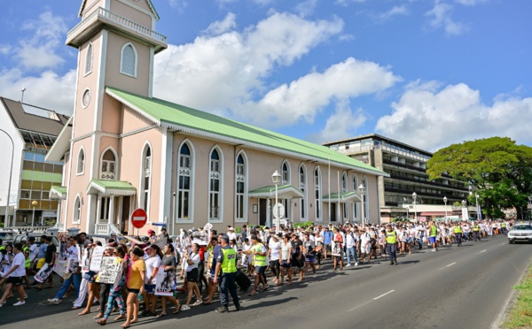 700 marcheurs contre les violences