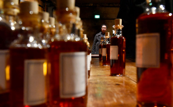 Pékin fait payer les importateurs de cognac, en plein bras de fer avec Bruxelles