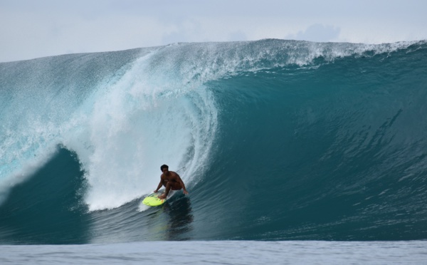 Teahupo’o confirmée au calendrier 2025 de la WSL