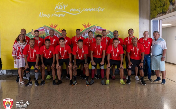 La délégation tahitienne de Beach soccer 