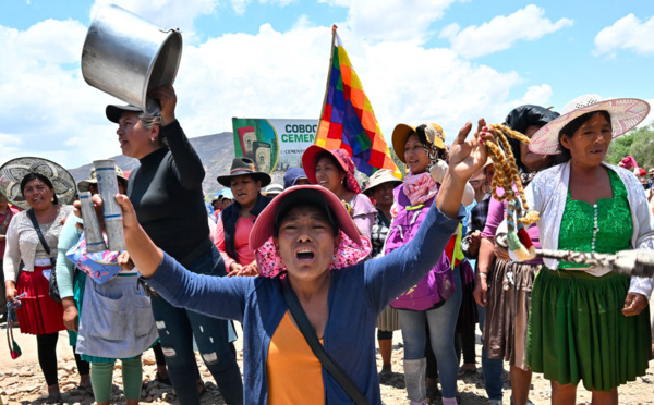 Bolivie: au moins 30 blessés dans de nouveaux affrontements entre police et manifestants