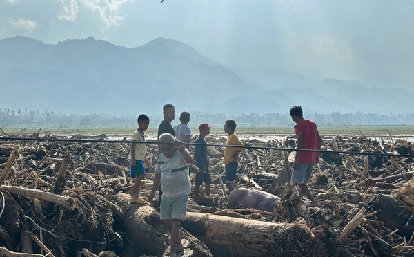 Les Philippines, frappées par Usagi, attendent une nouvelle tempête dimanche