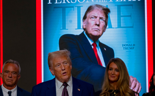 Donald Trump personnalité de l'année pour Time, applaudi à la bourse de New York