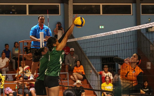 Le volley-ball au centre des échanges culturels.