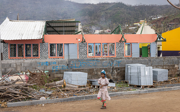 Mayotte: rentrée scolaire des élèves "à partir du 27 janvier", selon Borne