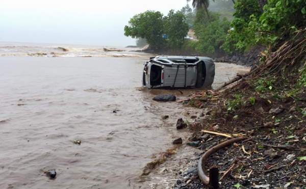 Fortes pluies : la vallée de Onohea évacuée, de nombreux dégâts côte Est