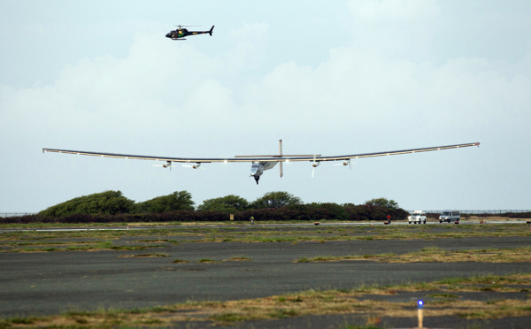 Premier vol d'essai réussi pour Solar Impulse à Hawaï