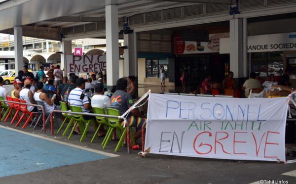 Grève Air Tahiti : des négociations mais le mouvement se durcit