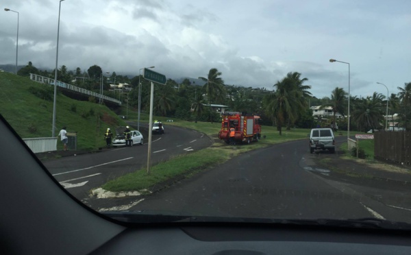 Un feu de voiture à Punaauia