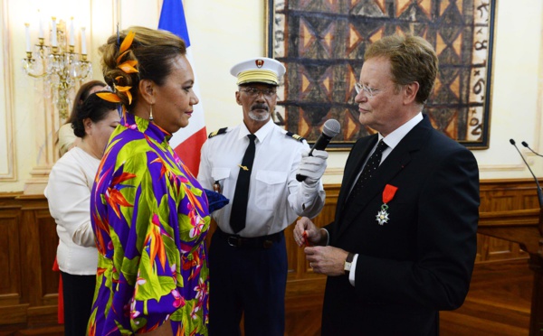 Remise de la Légion d’honneur à Sylvana Puhetini