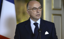 Nouvelle-Calédonie: Cazeneuve condamne les violences "avec la plus grande fermeté"