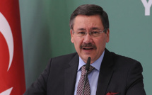 Le maire d'Ankara voit une main étrangère derrière des séismes