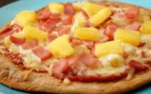 Bannir la pizza hawaïenne? Pas question, dit le président islandais