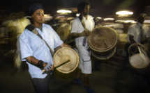 Carnaval de Guadeloupe: les groupes "à peaux" ont commémoré le massacre de mai 1967