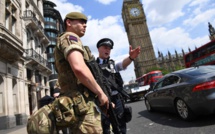 GB: la police enquête sur un réseau, le kamikaze connu du renseignement