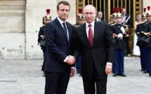 Macron reçoit Poutine à Versailles pour un dialogue "sans concession"