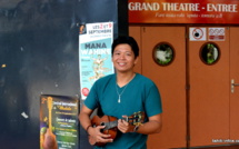 Ryane, self-made man du 'ukulele à Tahiti