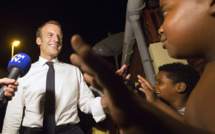 Fin de la visite en Guyane de Macron, prêt à des "aménagements constitutionnels" outre-mer