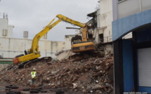 La démolition de l'ancien hôtel Royal Papeete a repris ce samedi