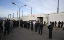 Prisons: les blocages se poursuivent, Belloubet sous le feu des critiques