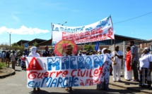 Mayotte: Macron "soutient" un projet de limitation du droit du sol