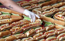 Le Mexique bat le record mondial... de la plus longue ligne de hot-dogs