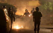 Violences à La Réunion: Emmanuel Macron annonce une réponse "intraitable"