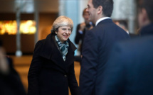 Brexit : Theresa May tente d'arracher des concessions des Européens